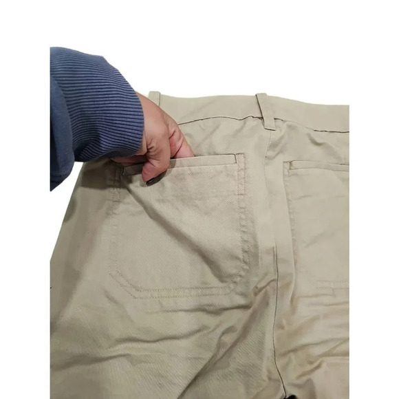 NWOT Vince Coin Pocket Bermuda Short Sz 2 - Picture 10 of 12